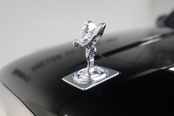 Used 2021 Rolls-Royce Cullinan for sale Sold at Rolls-Royce Motor Cars Greenwich in Greenwich CT 06830 18