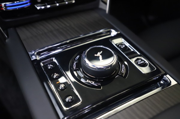Used 2021 Rolls-Royce Cullinan for sale Sold at Rolls-Royce Motor Cars Greenwich in Greenwich CT 06830 28