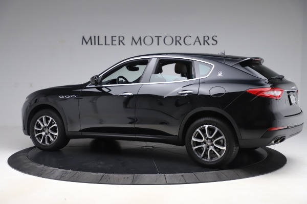 Used 2017 Maserati Levante Q4 for sale Sold at Rolls-Royce Motor Cars Greenwich in Greenwich CT 06830 5