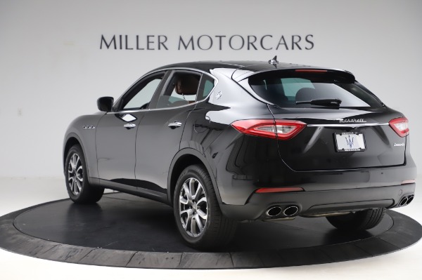 Used 2017 Maserati Levante Q4 for sale Sold at Rolls-Royce Motor Cars Greenwich in Greenwich CT 06830 6