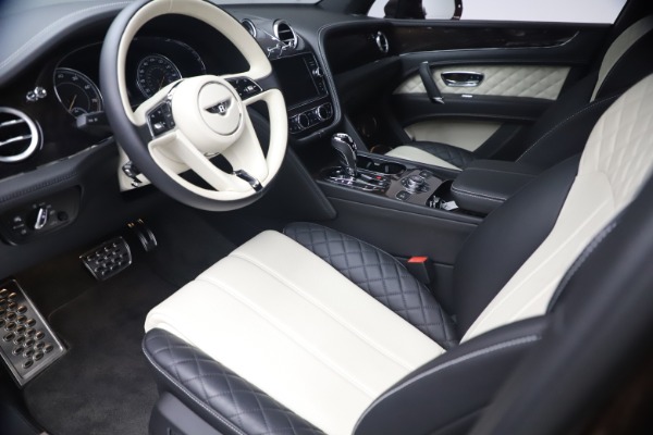 Used 2020 Bentley Bentayga V8 for sale Sold at Rolls-Royce Motor Cars Greenwich in Greenwich CT 06830 17