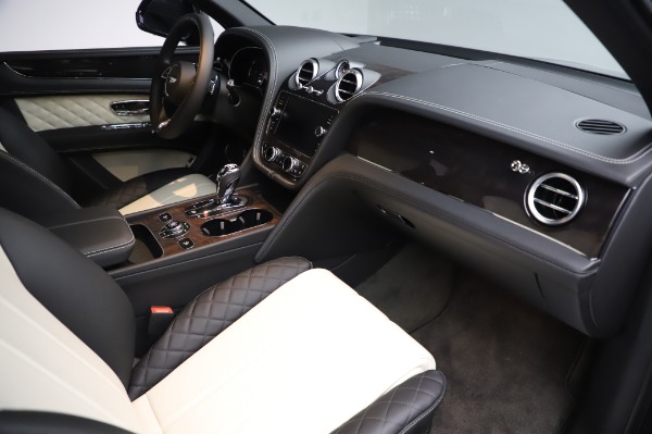 Used 2020 Bentley Bentayga V8 for sale Sold at Rolls-Royce Motor Cars Greenwich in Greenwich CT 06830 25
