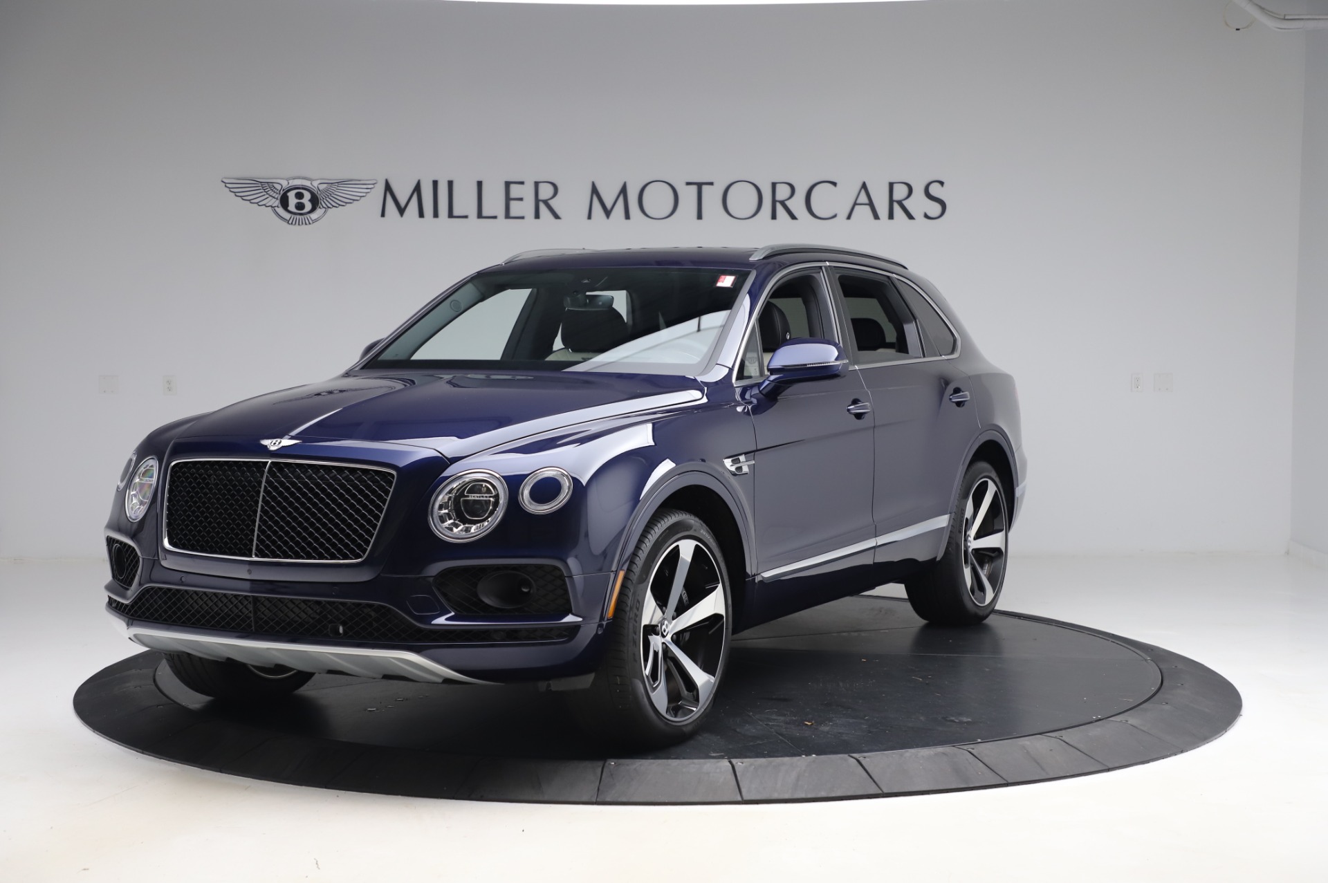 Used 2020 Bentley Bentayga V8 for sale Sold at Rolls-Royce Motor Cars Greenwich in Greenwich CT 06830 1