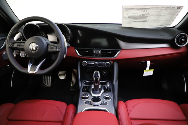 New 2020 Alfa Romeo Giulia Ti Sport Q4 for sale Sold at Rolls-Royce Motor Cars Greenwich in Greenwich CT 06830 25