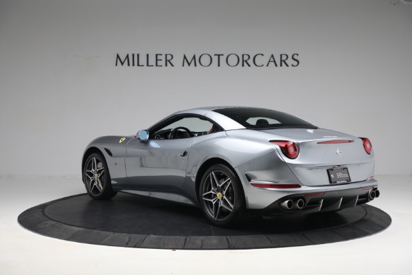 Used 2017 Ferrari California T for sale $144,900 at Rolls-Royce Motor Cars Greenwich in Greenwich CT 06830 15