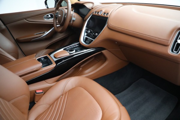 Used 2021 Aston Martin DBX for sale $181,900 at Rolls-Royce Motor Cars Greenwich in Greenwich CT 06830 20