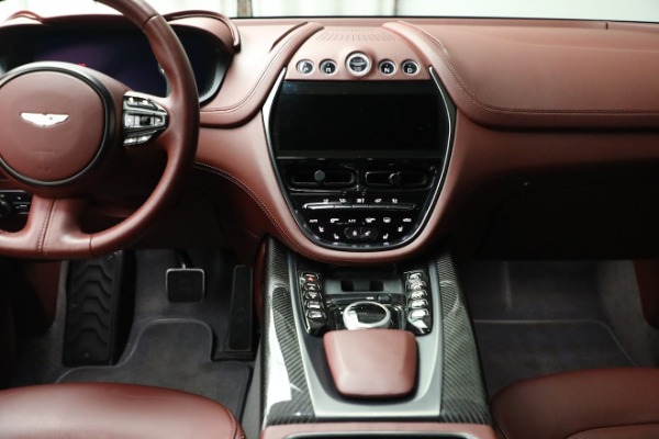 Used 2021 Aston Martin DBX for sale $145,900 at Rolls-Royce Motor Cars Greenwich in Greenwich CT 06830 20