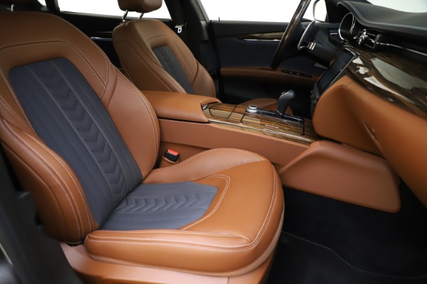 Used 2017 Maserati Quattroporte S Q4 GranLusso for sale Sold at Rolls-Royce Motor Cars Greenwich in Greenwich CT 06830 24