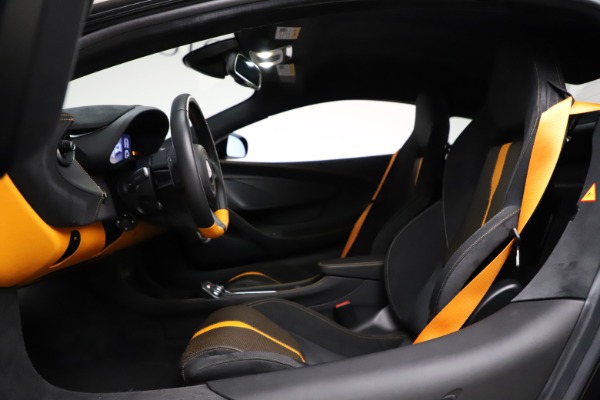 Used 2019 McLaren 570S for sale Sold at Rolls-Royce Motor Cars Greenwich in Greenwich CT 06830 17