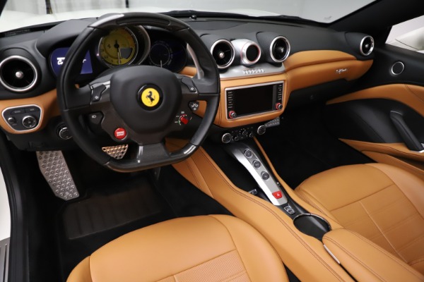 Used 2018 Ferrari California T for sale Sold at Rolls-Royce Motor Cars Greenwich in Greenwich CT 06830 17