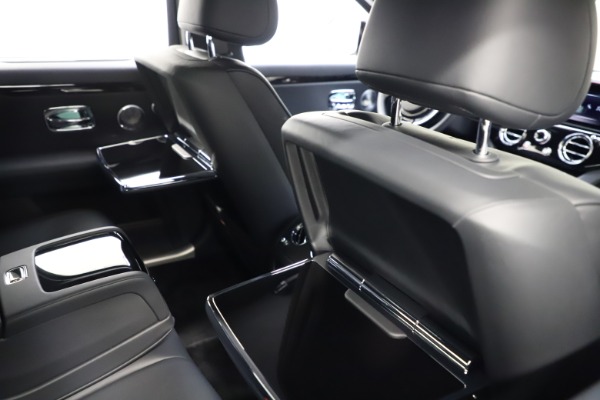Used 2021 Rolls-Royce Ghost for sale $245,900 at Rolls-Royce Motor Cars Greenwich in Greenwich CT 06830 21