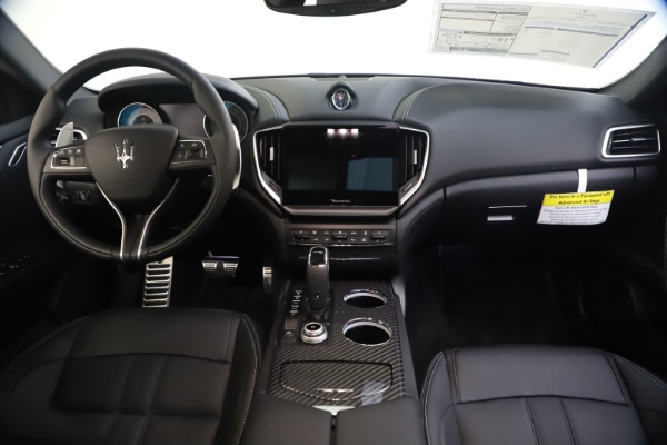 New 2021 Maserati Ghibli S Q4 GranSport for sale Sold at Rolls-Royce Motor Cars Greenwich in Greenwich CT 06830 16