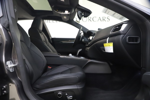 New 2021 Maserati Ghibli S Q4 GranSport for sale Sold at Rolls-Royce Motor Cars Greenwich in Greenwich CT 06830 22