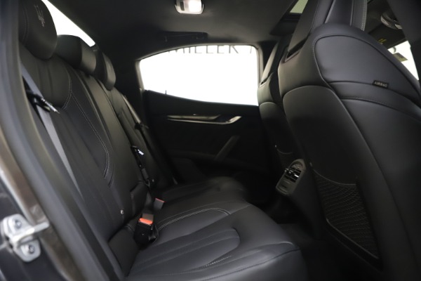 New 2021 Maserati Ghibli S Q4 GranSport for sale Sold at Rolls-Royce Motor Cars Greenwich in Greenwich CT 06830 25