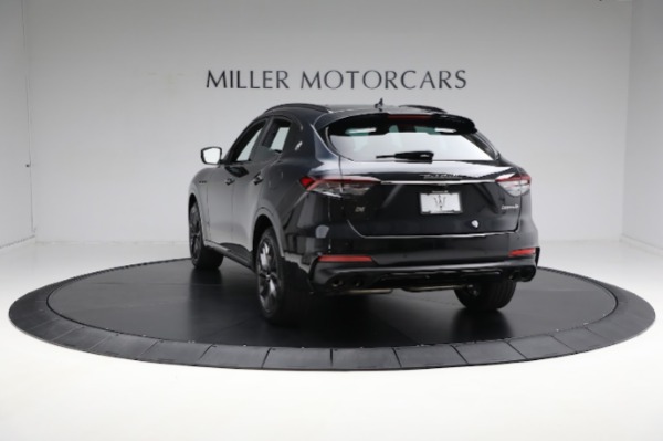 Used 2021 Maserati Levante Q4 GranSport for sale Sold at Rolls-Royce Motor Cars Greenwich in Greenwich CT 06830 8