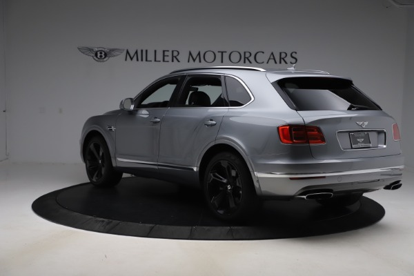 Used 2018 Bentley Bentayga W12 Signature for sale Sold at Rolls-Royce Motor Cars Greenwich in Greenwich CT 06830 5