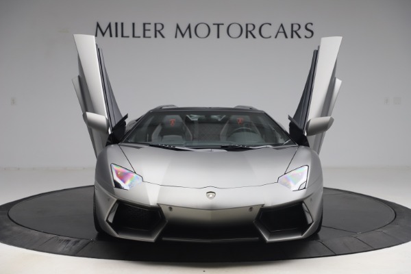 Used 2015 Lamborghini Aventador Roadster LP 700-4 for sale Sold at Rolls-Royce Motor Cars Greenwich in Greenwich CT 06830 12