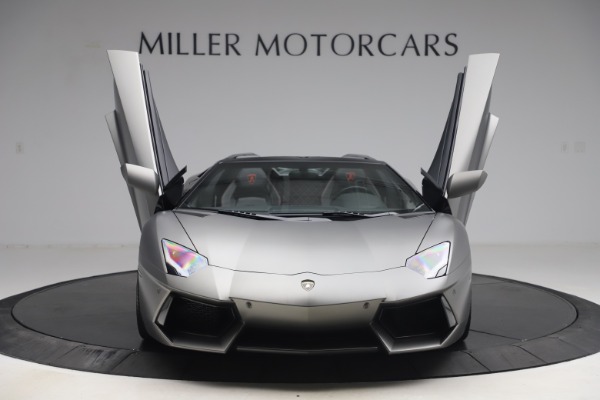 Used 2015 Lamborghini Aventador Roadster LP 700-4 for sale Sold at Rolls-Royce Motor Cars Greenwich in Greenwich CT 06830 12