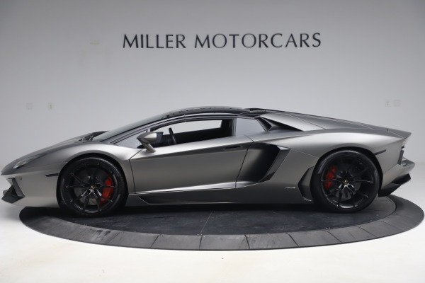 Used 2015 Lamborghini Aventador Roadster LP 700-4 for sale Sold at Rolls-Royce Motor Cars Greenwich in Greenwich CT 06830 14