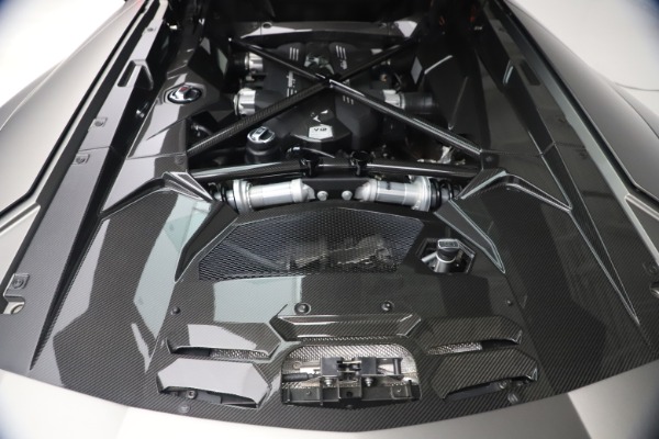 Used 2015 Lamborghini Aventador Roadster LP 700-4 for sale Sold at Rolls-Royce Motor Cars Greenwich in Greenwich CT 06830 24