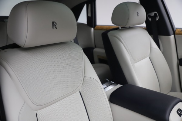 Used 2018 Rolls-Royce Ghost for sale Sold at Rolls-Royce Motor Cars Greenwich in Greenwich CT 06830 15