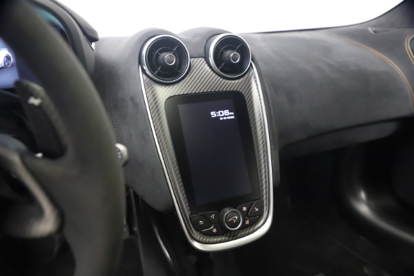 Used 2019 McLaren 600LT Coupe for sale $229,900 at Rolls-Royce Motor Cars Greenwich in Greenwich CT 06830 23