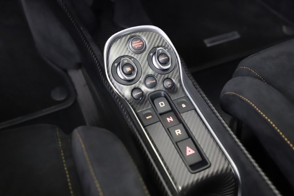 Used 2019 McLaren 600LT Coupe for sale $229,900 at Rolls-Royce Motor Cars Greenwich in Greenwich CT 06830 24