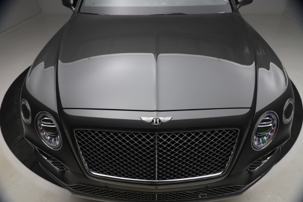 Used 2018 Bentley Bentayga W12 for sale Sold at Rolls-Royce Motor Cars Greenwich in Greenwich CT 06830 15