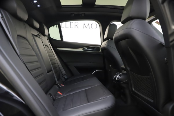 New 2020 Alfa Romeo Stelvio Ti Sport Q4 for sale Sold at Rolls-Royce Motor Cars Greenwich in Greenwich CT 06830 25