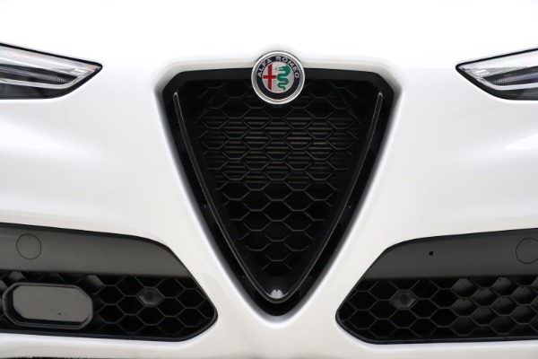 New 2021 Alfa Romeo Stelvio Ti Sport Q4 for sale Sold at Rolls-Royce Motor Cars Greenwich in Greenwich CT 06830 13