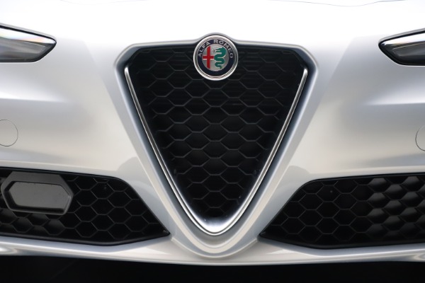 New 2021 Alfa Romeo Giulia Q4 for sale Sold at Rolls-Royce Motor Cars Greenwich in Greenwich CT 06830 25