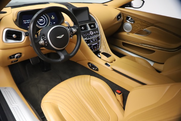 Used 2017 Aston Martin DB11 V12 Coupe for sale $149,900 at Rolls-Royce Motor Cars Greenwich in Greenwich CT 06830 13