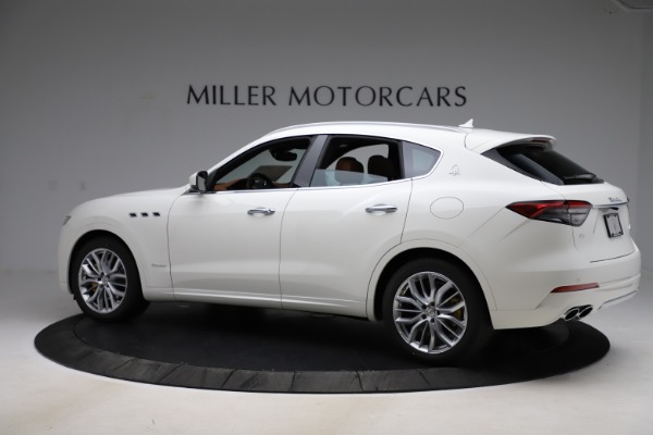 New 2021 Maserati Levante Q4 GranLusso for sale Sold at Rolls-Royce Motor Cars Greenwich in Greenwich CT 06830 4