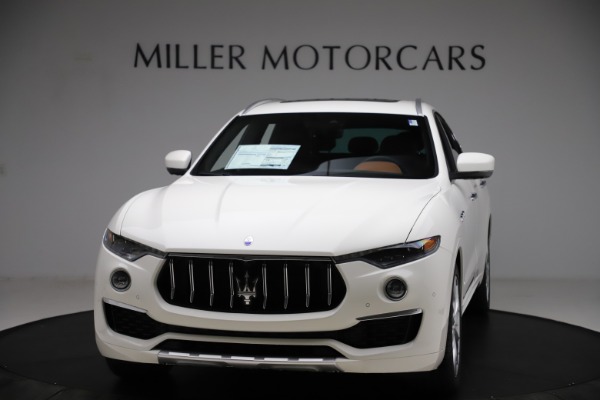 New 2021 Maserati Levante Q4 GranLusso for sale Sold at Rolls-Royce Motor Cars Greenwich in Greenwich CT 06830 1