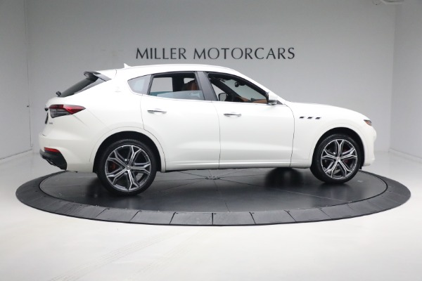 New 2021 Maserati Levante Q4 for sale Sold at Rolls-Royce Motor Cars Greenwich in Greenwich CT 06830 17