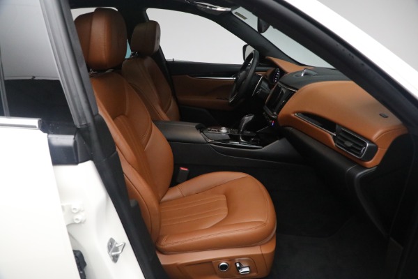 Used 2021 Maserati Levante Q4 for sale Sold at Rolls-Royce Motor Cars Greenwich in Greenwich CT 06830 28
