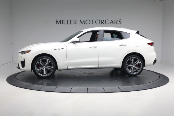 Used 2021 Maserati Levante Q4 for sale Sold at Rolls-Royce Motor Cars Greenwich in Greenwich CT 06830 5