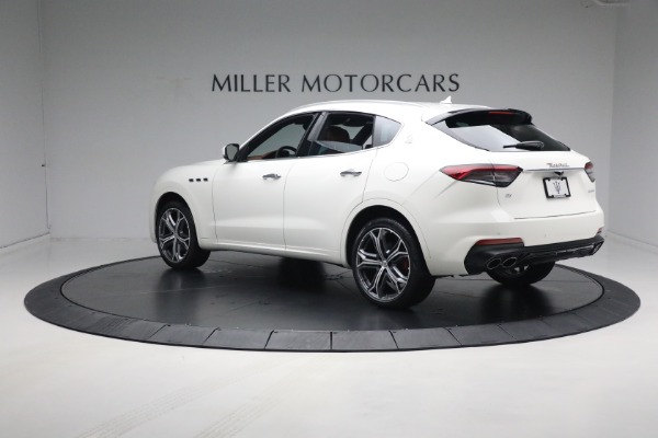 New 2021 Maserati Levante Q4 for sale Sold at Rolls-Royce Motor Cars Greenwich in Greenwich CT 06830 9