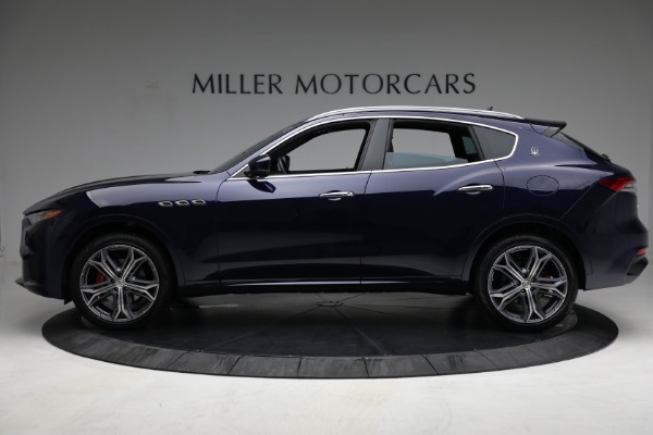 New 2021 Maserati Levante Q4 for sale Sold at Rolls-Royce Motor Cars Greenwich in Greenwich CT 06830 3