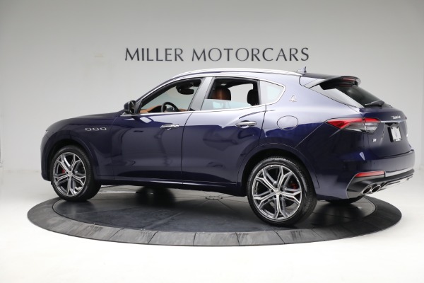 New 2021 Maserati Levante Q4 for sale Sold at Rolls-Royce Motor Cars Greenwich in Greenwich CT 06830 4