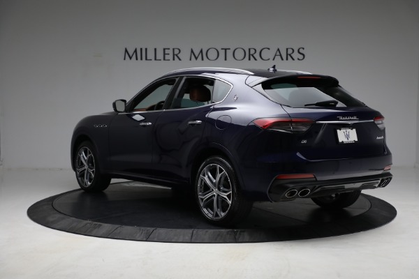 New 2021 Maserati Levante Q4 for sale Sold at Rolls-Royce Motor Cars Greenwich in Greenwich CT 06830 5