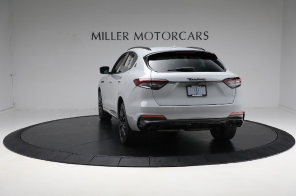 Used 2021 Maserati Levante Q4 for sale Sold at Rolls-Royce Motor Cars Greenwich in Greenwich CT 06830 9