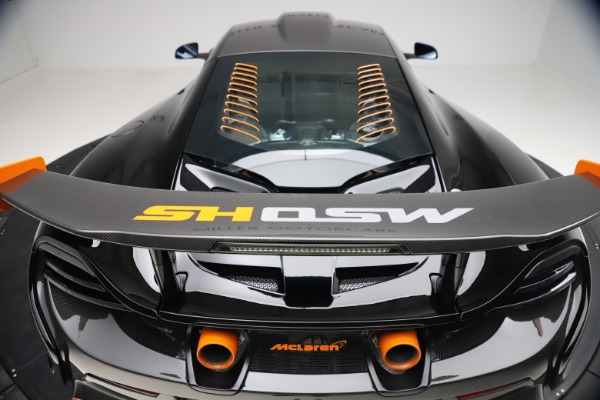 Used 2016 McLaren 688 MSO HS for sale $624,900 at Rolls-Royce Motor Cars Greenwich in Greenwich CT 06830 27