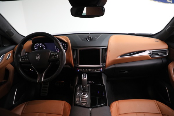 Used 2021 Maserati Levante Q4 GranSport for sale Sold at Rolls-Royce Motor Cars Greenwich in Greenwich CT 06830 18