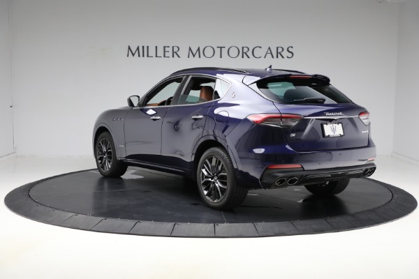 Used 2021 Maserati Levante Q4 GranSport for sale Sold at Rolls-Royce Motor Cars Greenwich in Greenwich CT 06830 3
