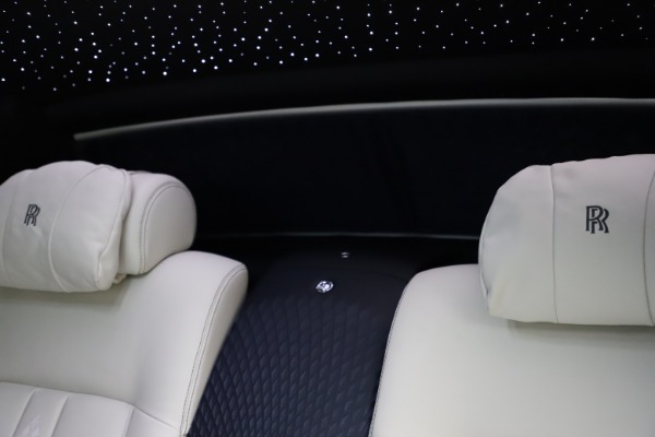 Used 2016 Rolls-Royce Phantom EWB for sale Sold at Rolls-Royce Motor Cars Greenwich in Greenwich CT 06830 17