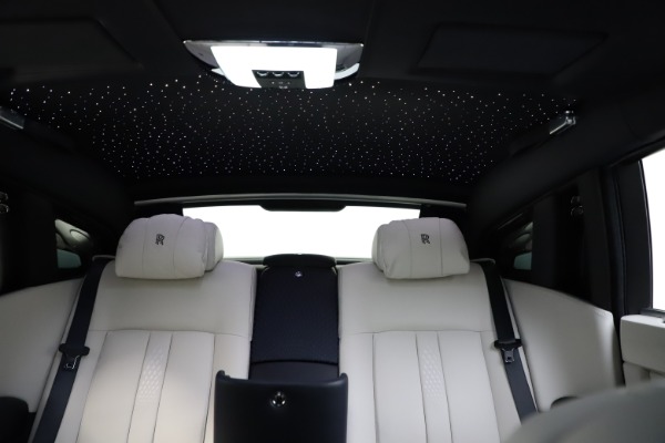 Used 2016 Rolls-Royce Phantom EWB for sale Sold at Rolls-Royce Motor Cars Greenwich in Greenwich CT 06830 18