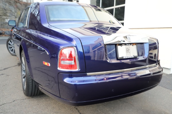 Used 2016 Rolls-Royce Phantom EWB for sale Sold at Rolls-Royce Motor Cars Greenwich in Greenwich CT 06830 6