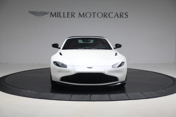 Used 2021 Aston Martin Vantage Roadster for sale Sold at Rolls-Royce Motor Cars Greenwich in Greenwich CT 06830 22