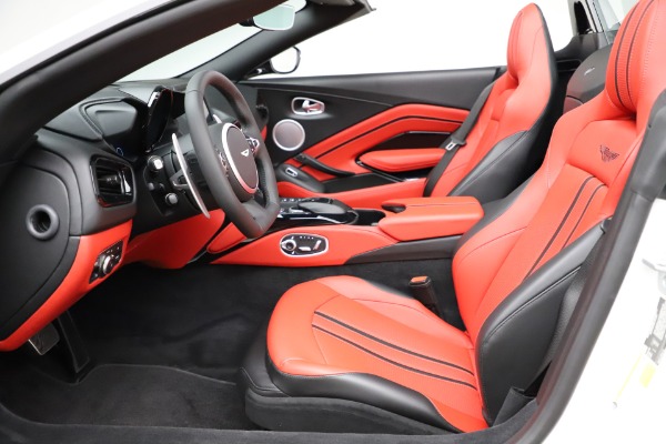 Used 2021 Aston Martin Vantage Roadster for sale Sold at Rolls-Royce Motor Cars Greenwich in Greenwich CT 06830 25